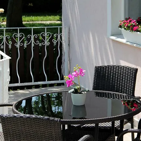 Brill Apartmanhaz