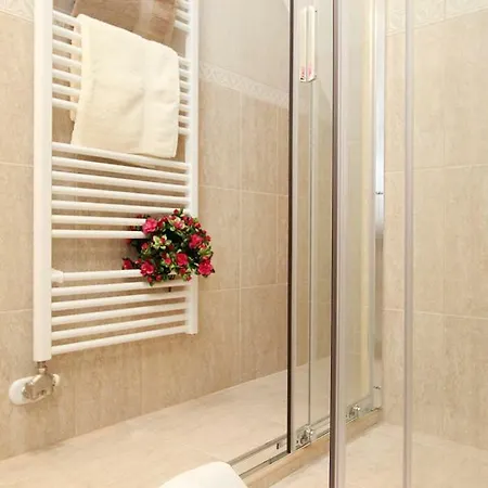 Brill Apartmanhaz Hévíz