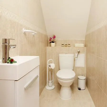Appartamento Brill Apartmanhaz Hévíz